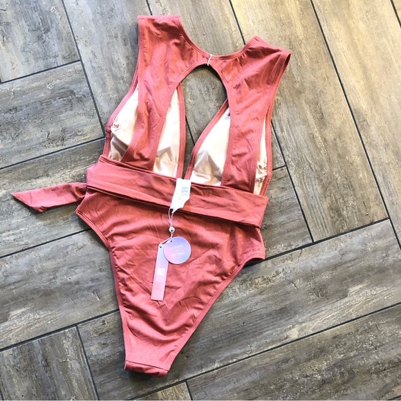 Cupshe Swim Cupshe X Jojo Fletcher Dusty Cedar Belted Plunge One